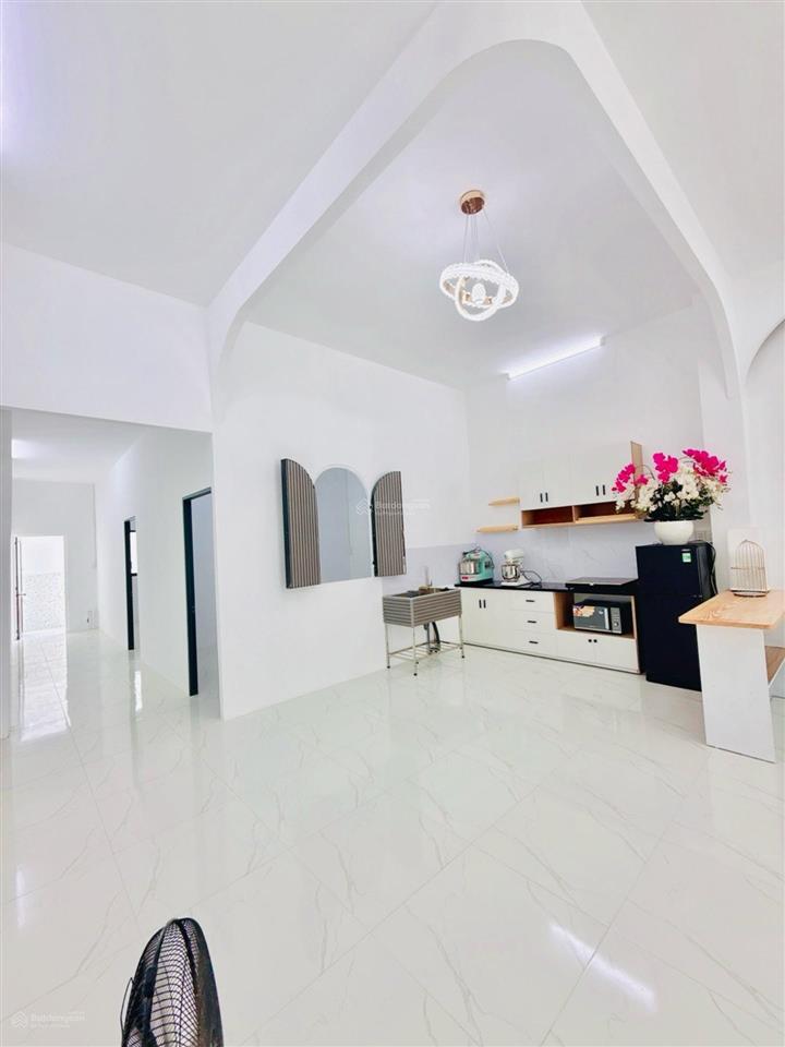 Nhà quận 8  nguyễn thị tần  dt 96,4m2  giá 7,99 tỷ