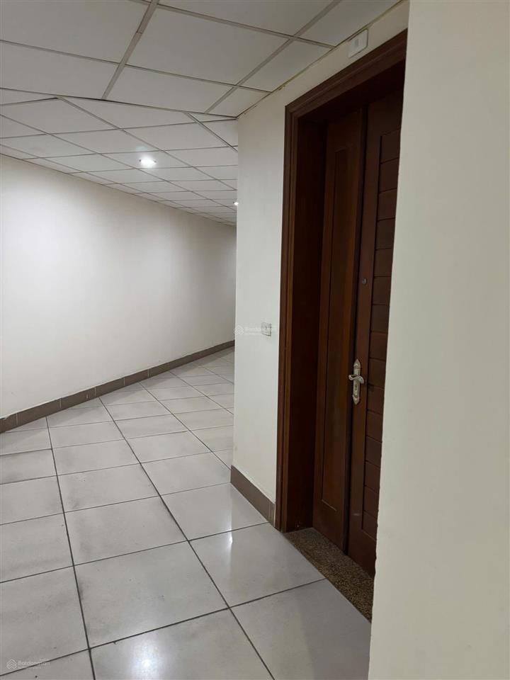 Bán căn hộ 90 trần thái tông 88,2m sổ đỏ lâu dài