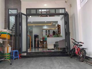 Hot! 1 căn duy nhất cần bán tại đ.lê lai gò vấp. giá 2tỷ050, dt 72m ,hẻm sân ô tô 4 chỗ, sổ riêng.