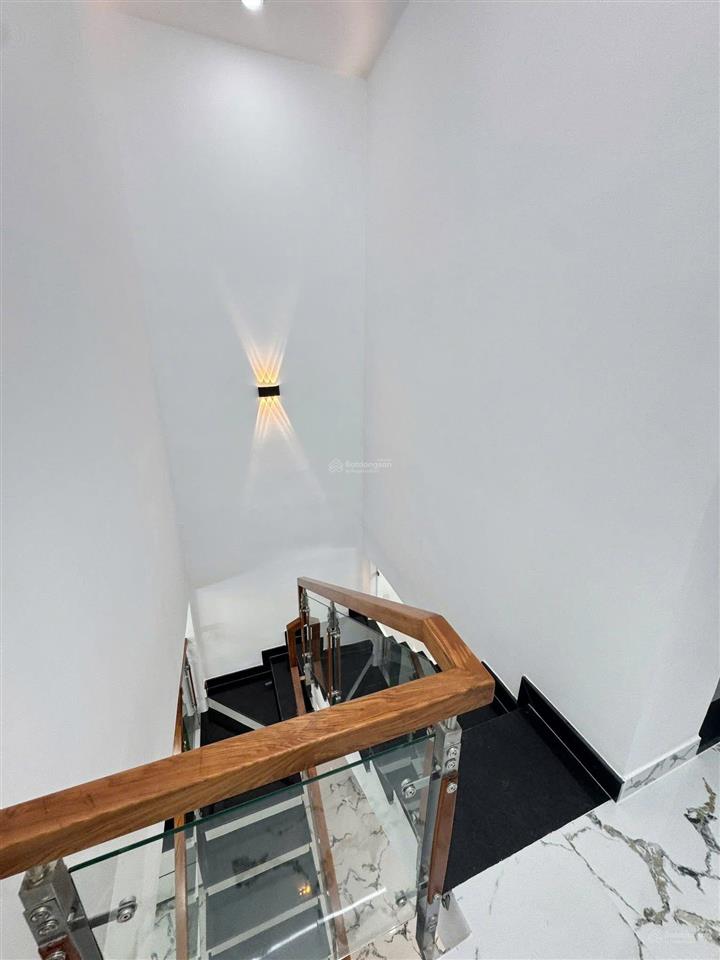 Chốt ngay! giá siêu hot sở hữu nhà đẹp. đ.lê lợi gò vấp, giá 2tỷ 390. dt48m2, hẻm 4,5m