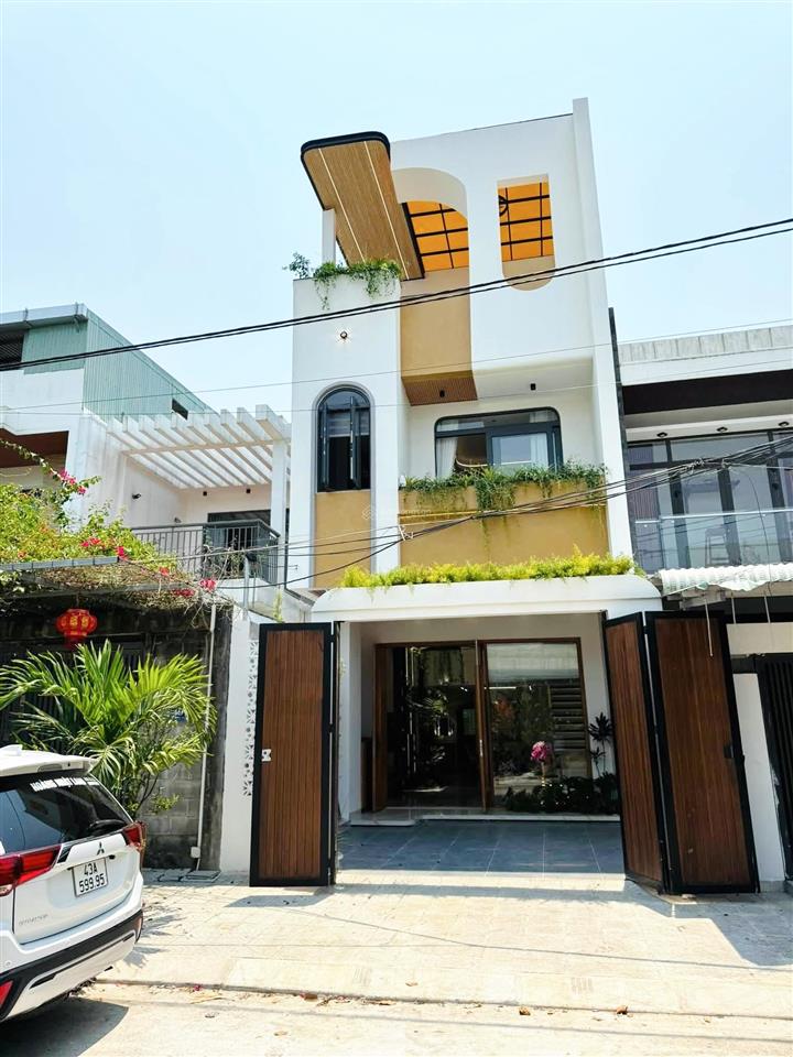 Xem là chốt! căn duy nhất ngay đ.dương quảng hàm, gò vấp. giá 4tỷ890, dt100m2, sát emart pvt