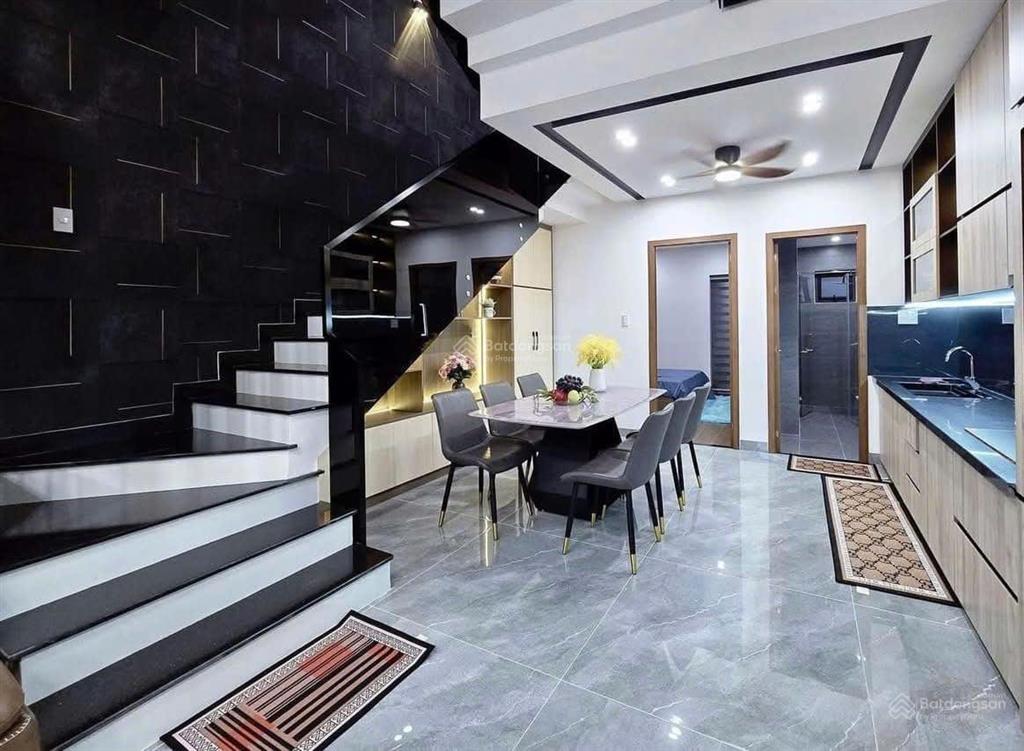 Cho thuê nhà full nội thất hẻm 18 bis nguyễn thị minh khai, p.đakao, quận 1