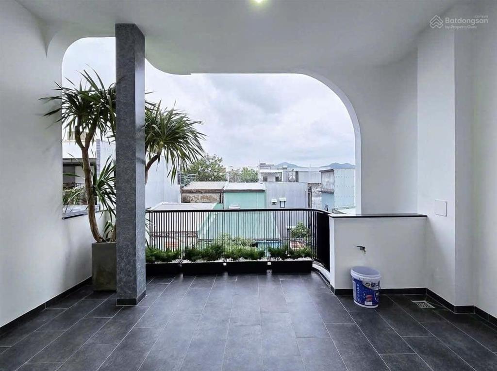 Cho thuê nhà full nội thất hẻm 18 bis nguyễn thị minh khai, p.đakao, quận 1