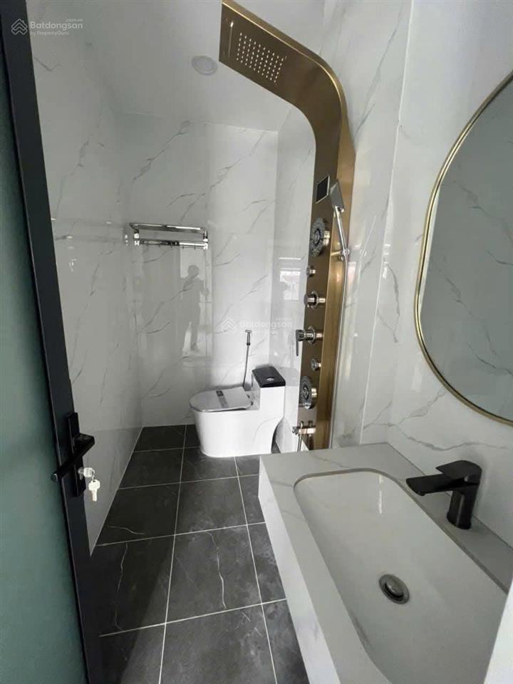 Cho thuê nhà 7 tầng 15pn thang máy hxh 200/1a võ văn tần, quận 3. dt 7x18m. giá 21 tr/tháng.