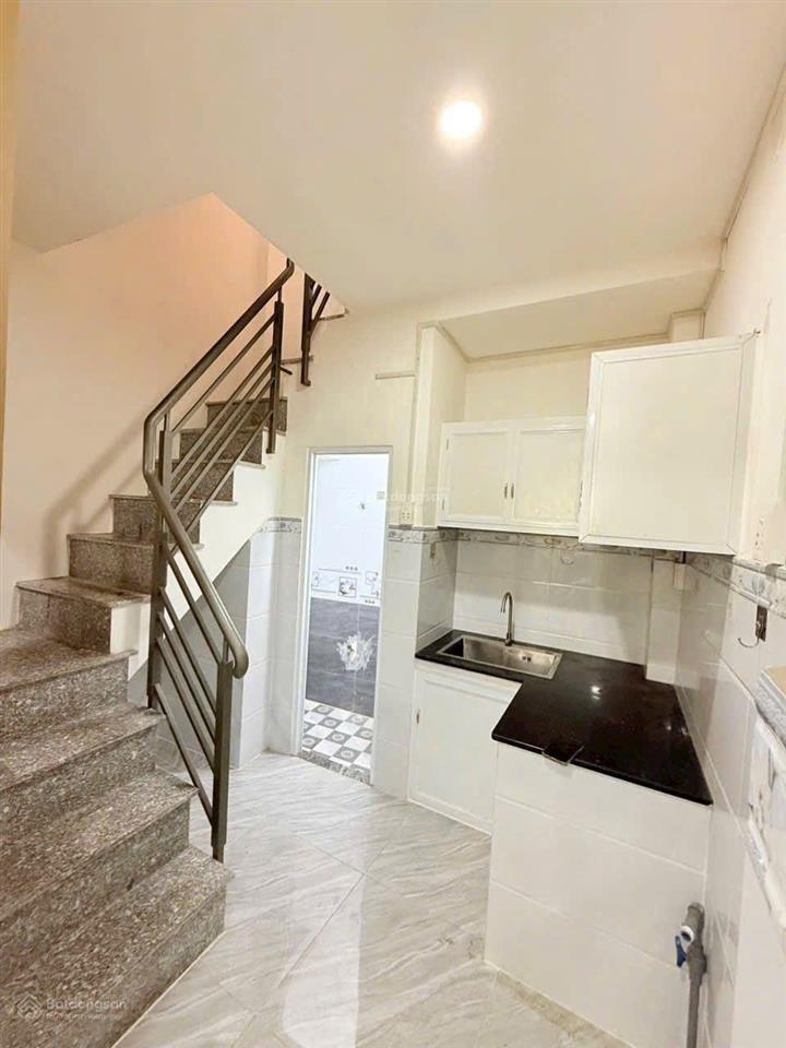 Bán nhà riêng tại vườn lài, 2,7 tỷ, 49,9m2 ( 8.8x5.7), 2pn + 2wc, 2 tầng