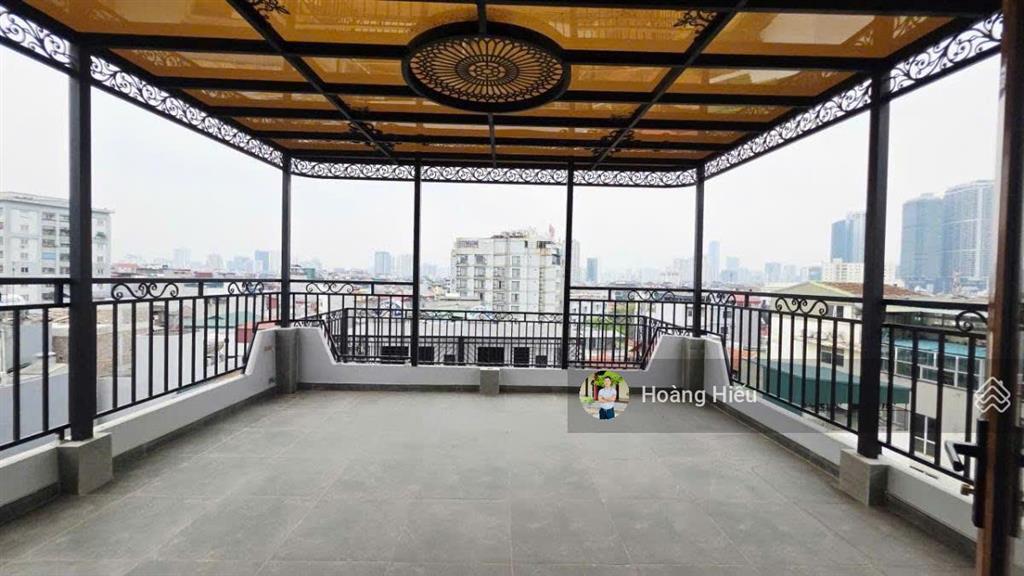 Bán nhà cầu giấy, mới đẹp, thang máy, sát phố, ô tô đỗ cạnh nhà, lô góc 2 thoáng, 50m, 7 tầng