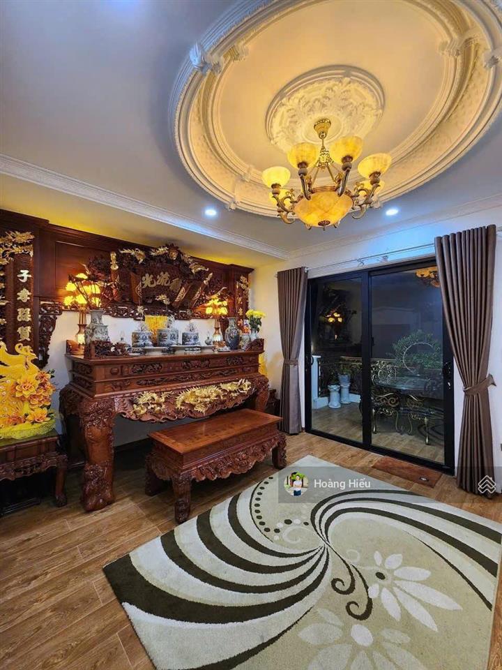 Cực hiếm, nhà mới thang máy cầu giấy, ba bước ra phố, ngõ 3m, kinh doanh, tặng nội thất 50m, 6 tầng