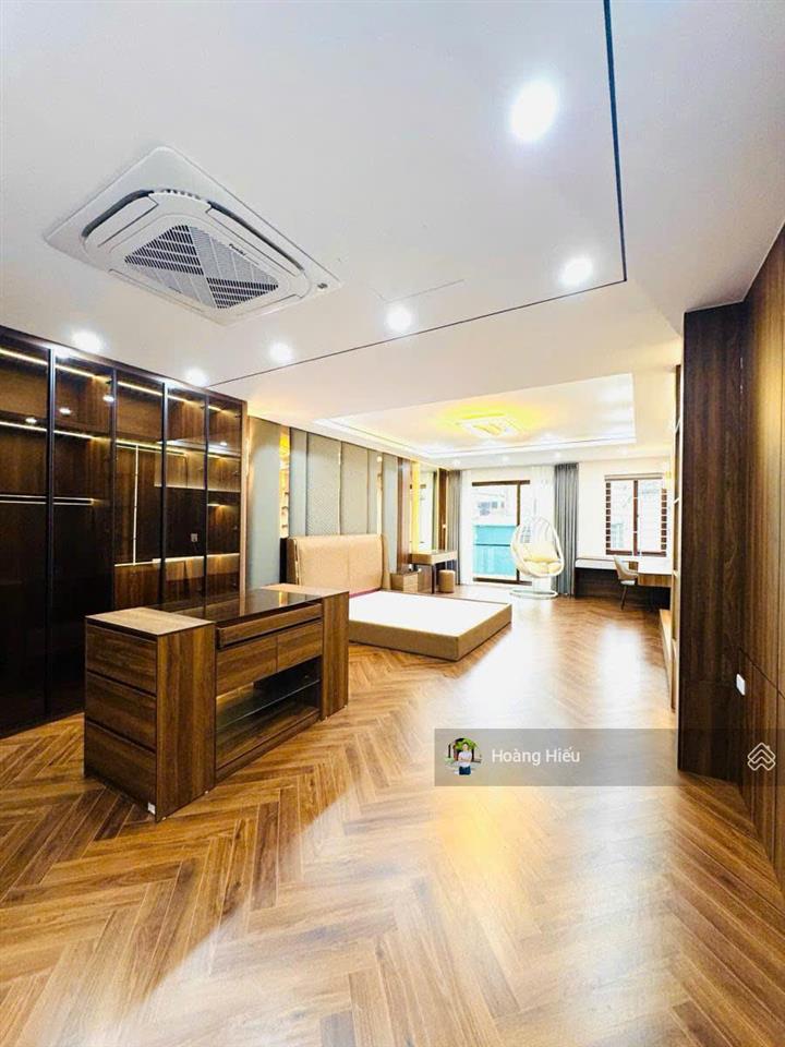 Cực hiếm, nhà mới thang máy cầu giấy, ba bước ra phố, ngõ 3m, kinh doanh, tặng nội thất 50m, 6 tầng