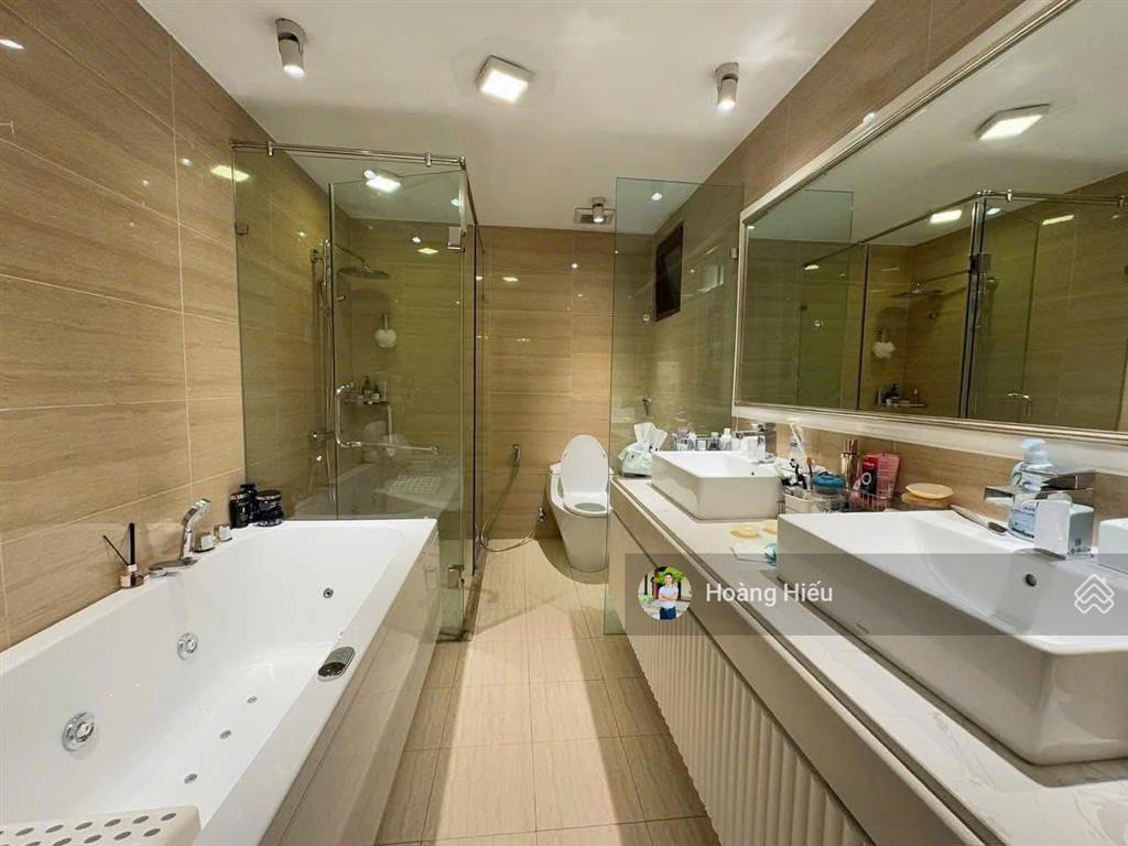 Cực ngon, nhà mới đẹp cầu giấy, sát phố, ngõ 4m thông, tặng nội thất, 51m, 6 tầng
