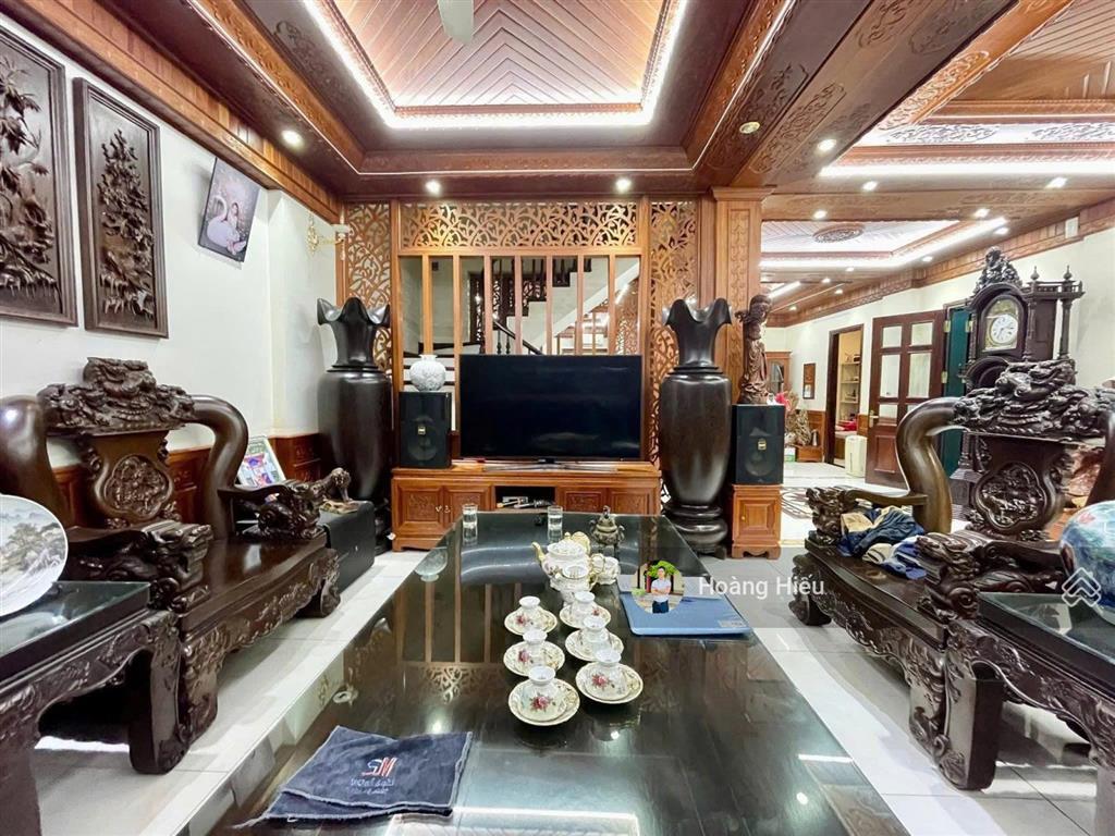 Cực ngon, nhà mới đẹp cầu giấy, sát phố, ngõ 4m thông, tặng nội thất, 51m, 6 tầng
