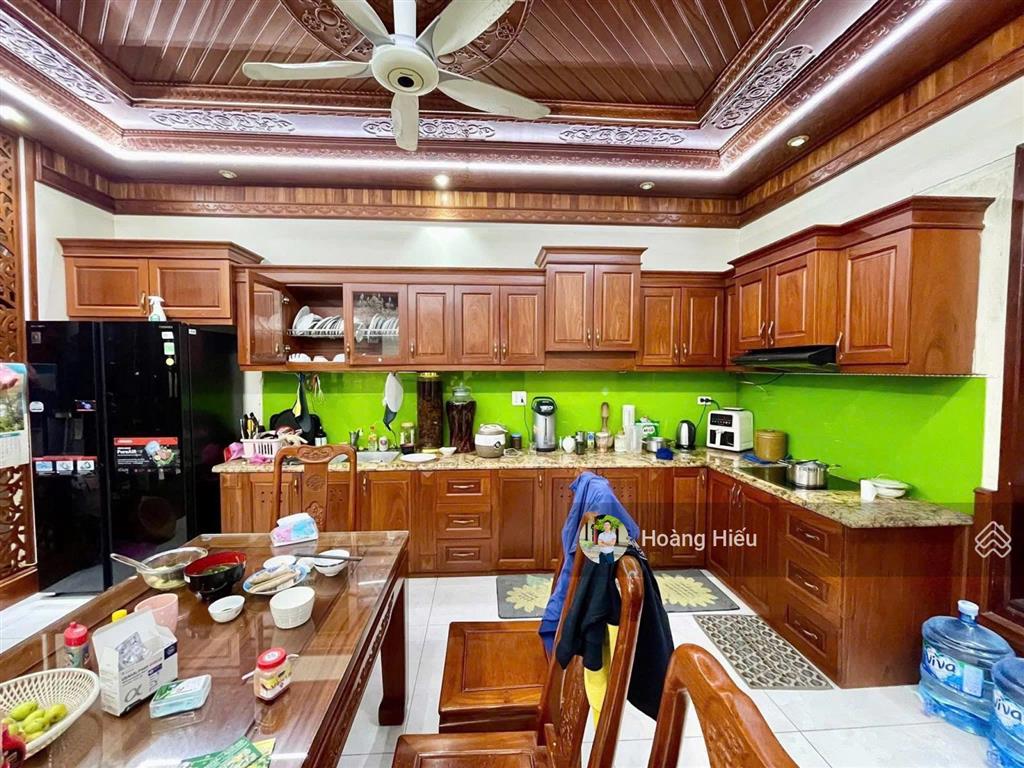 Cực ngon, nhà mới đẹp cầu giấy, sát phố, ngõ 4m thông, tặng nội thất, 51m, 6 tầng