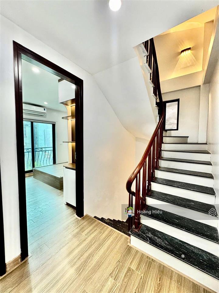Siêu phẩm nhà phố trung kính, ngõ 4m thông, 2 mặt thoáng, tặng nội thất, 45m2, 5 tầng