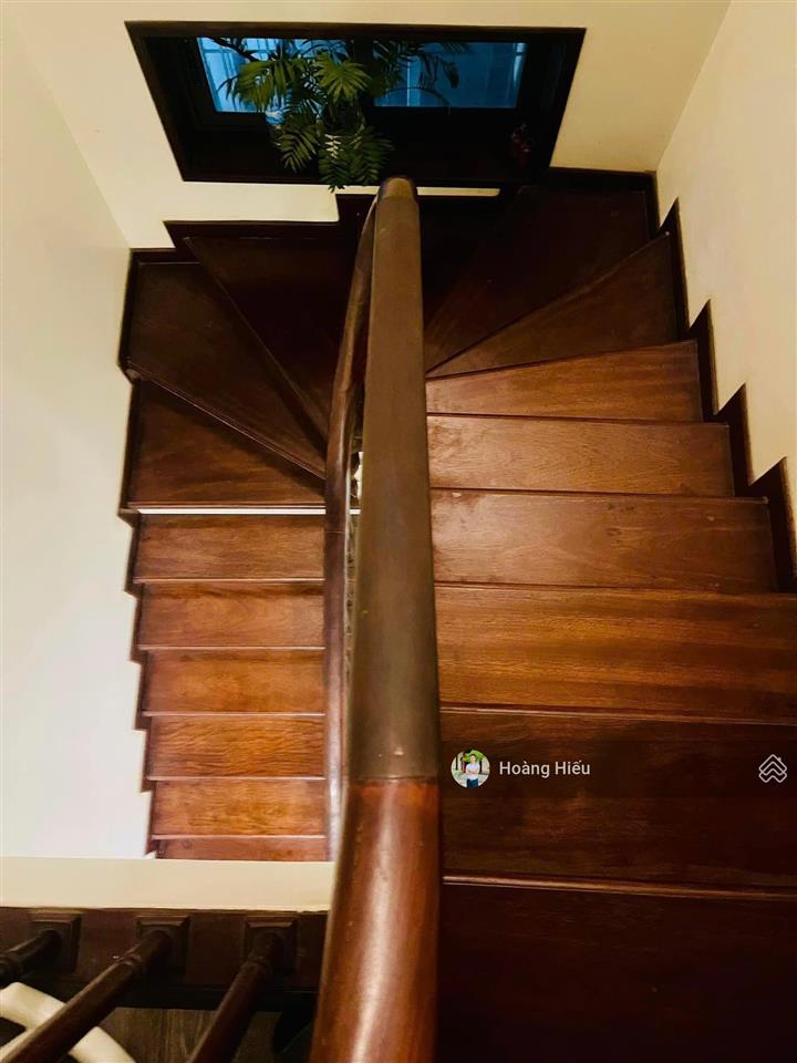 Siêu đẹp! bán nhà khúc thừa dụ, cầu giấy, ngõ to gần phố, ô tô 30m, 2 thoáng, 36m2, 5 tầng, 4 phòng