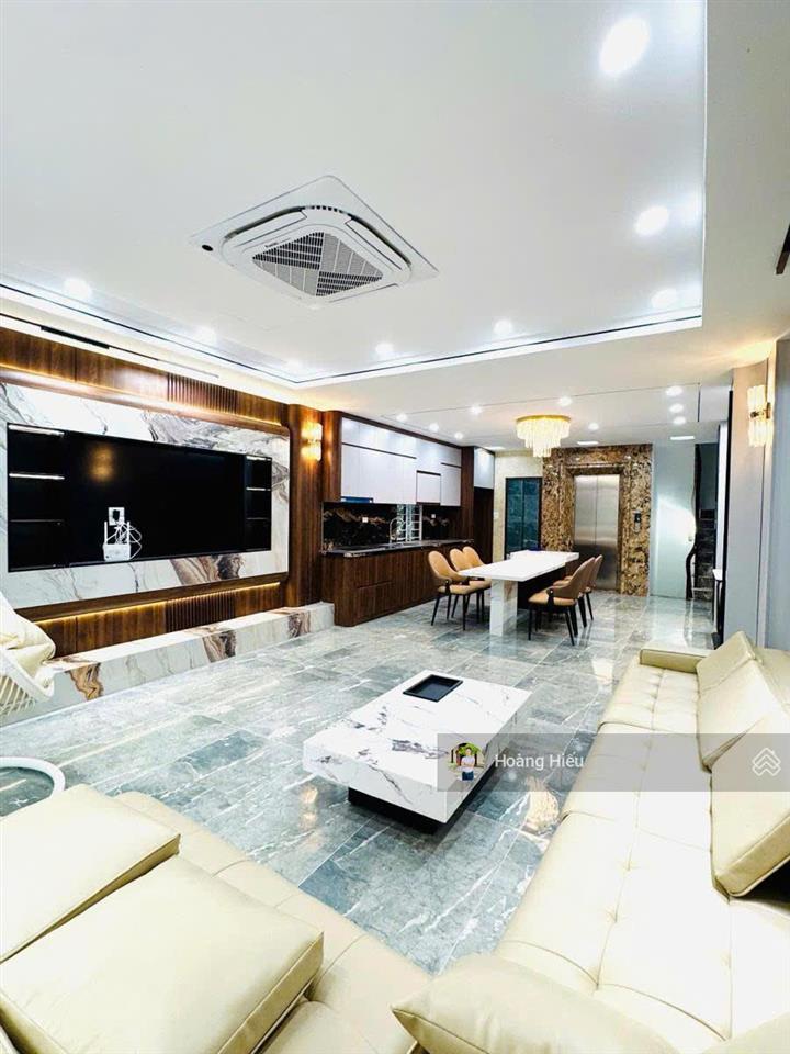 Bán nhà nguyễn khánh toàn, cầu giấy, 30m ra phố, ngõ to thông, tặng nội thất 45m, 6 tầng, thang máy