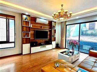 Bán gấp giá rẻ, gần phố, gần bãi ô tô đỗ, nhà đẹp cầu giấy tặng nội thất, ngõ 3m, 40m, 5 tầng