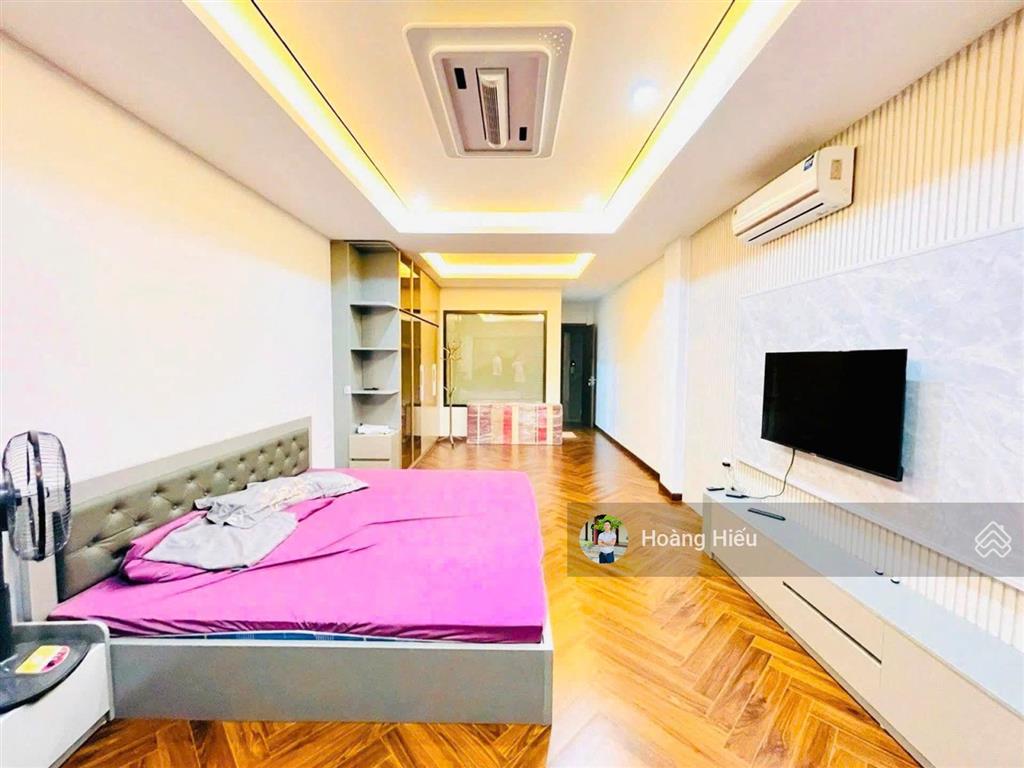 Bán nhà khúc thừa dụ cầu giấy 43m2 6 tầng 6 phòng cách mặt phố 50m giá 6.9 tỷ