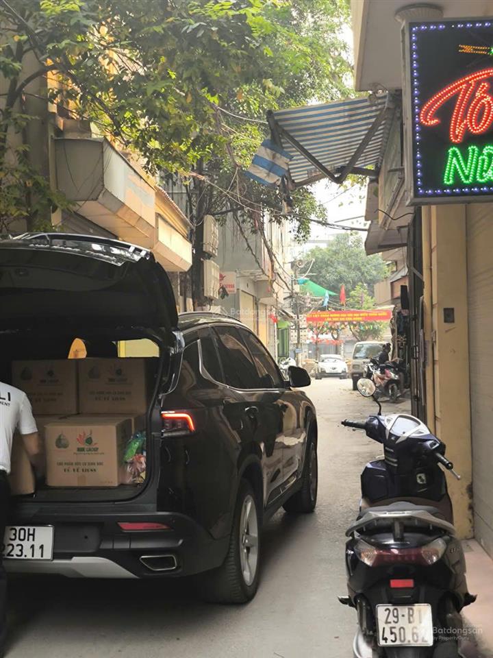 Trung tâm phố hoàng quốc viêt  50m2 3 tầng  ngõ ô tô thông kinh doanh  ô tô vào nhà  15 tỷ