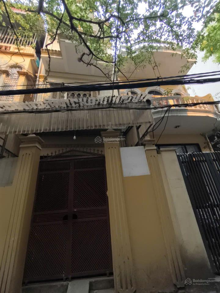 Trung tâm phố hoàng quốc viêt  50m2 3 tầng  ngõ ô tô thông kinh doanh  ô tô vào nhà  15 tỷ