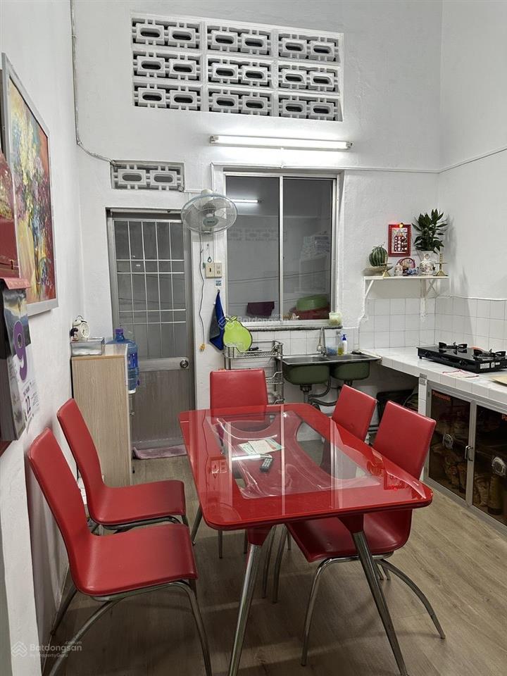 Bán nhà phố trung tâm nha trang, mặt tiền sầm uất gần chợ đầm, 13,2 tỷ thương lượng! hot!