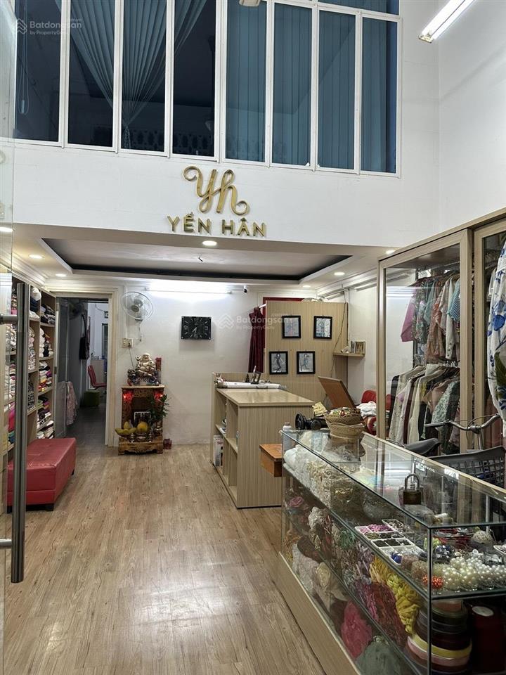 Bán nhà phố trung tâm nha trang, mặt tiền sầm uất gần chợ đầm, 13,2 tỷ thương lượng! hot!