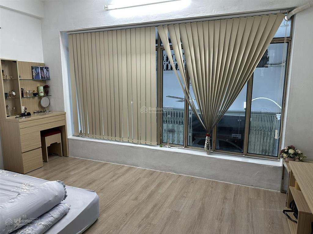 Bán nhà phố trung tâm nha trang, mặt tiền sầm uất gần chợ đầm, 13,2 tỷ thương lượng! hot!