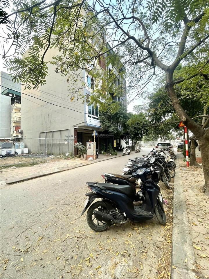 Bán đất sổ đỏ hà nội hơn 1ty, đường 2 oto tránh, kinh doanh thoải mái, gần trường, chợ