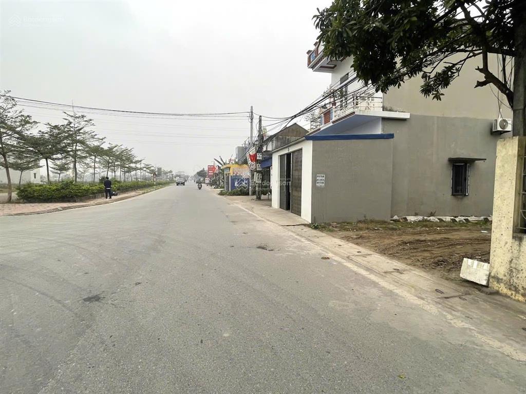 Bán đất trả nợ ngân hàng, cắt lỗ 100tr