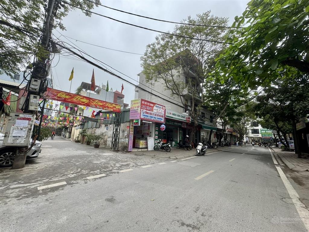 Cho thuê nhà 168m2, số 3 ngõ 18 phố đông thắng, 5,5 triệu, đường ô tô rộng 15m