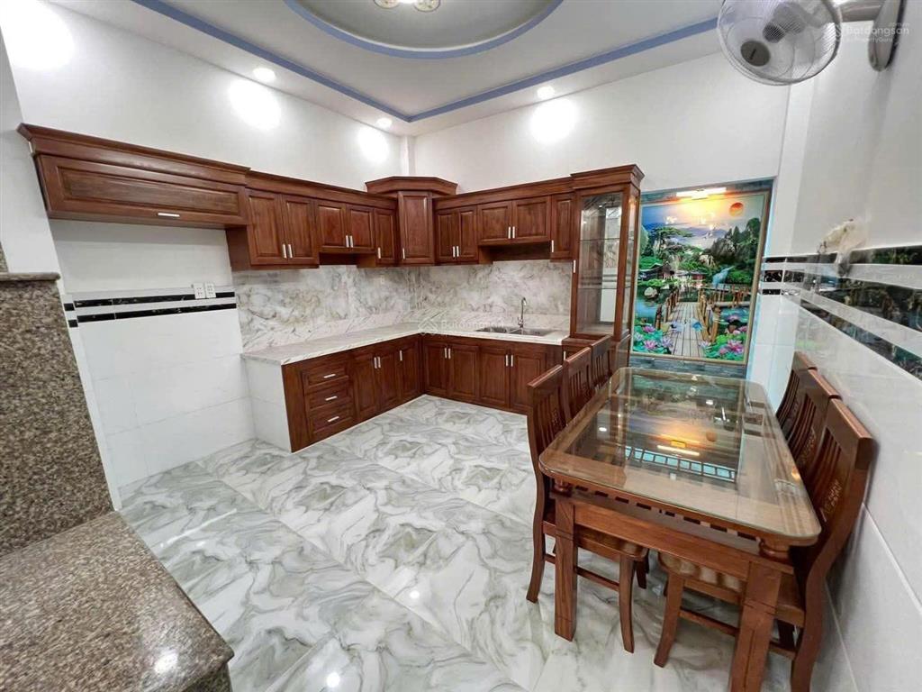 Sốc đang cần bán gấp nhà riêng tại phan xích long, 4 tỷ, 55m2, giá siêu hời nhanh tay chốt ngay