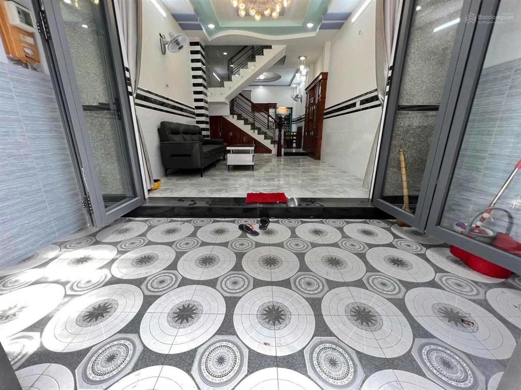 Sốc đang cần bán gấp nhà riêng tại phan xích long, 4 tỷ, 55m2, giá siêu hời nhanh tay chốt ngay