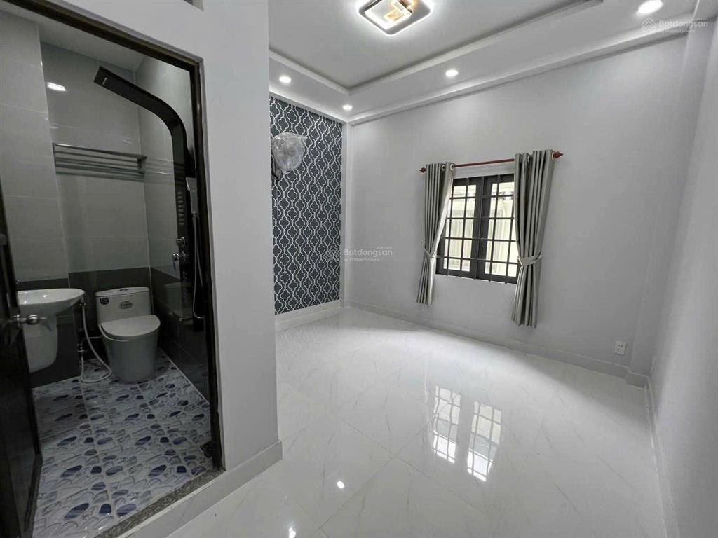 Sốc đang cần bán gấp nhà riêng tại phan xích long, 4 tỷ, 55m2, giá siêu hời nhanh tay chốt ngay