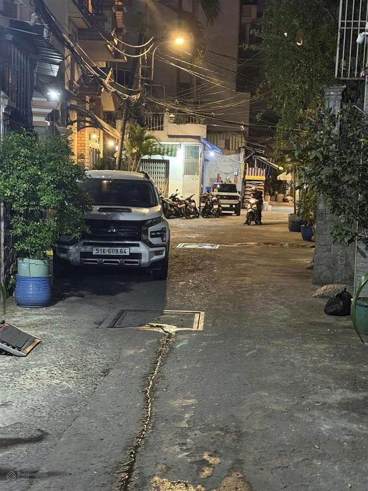 Chú hải kêu bán căn nhà riêng tại nguyễn văn đậu, 2,35 tỷ, 32m2, 3pn, 2wc giá cực chất , chốt