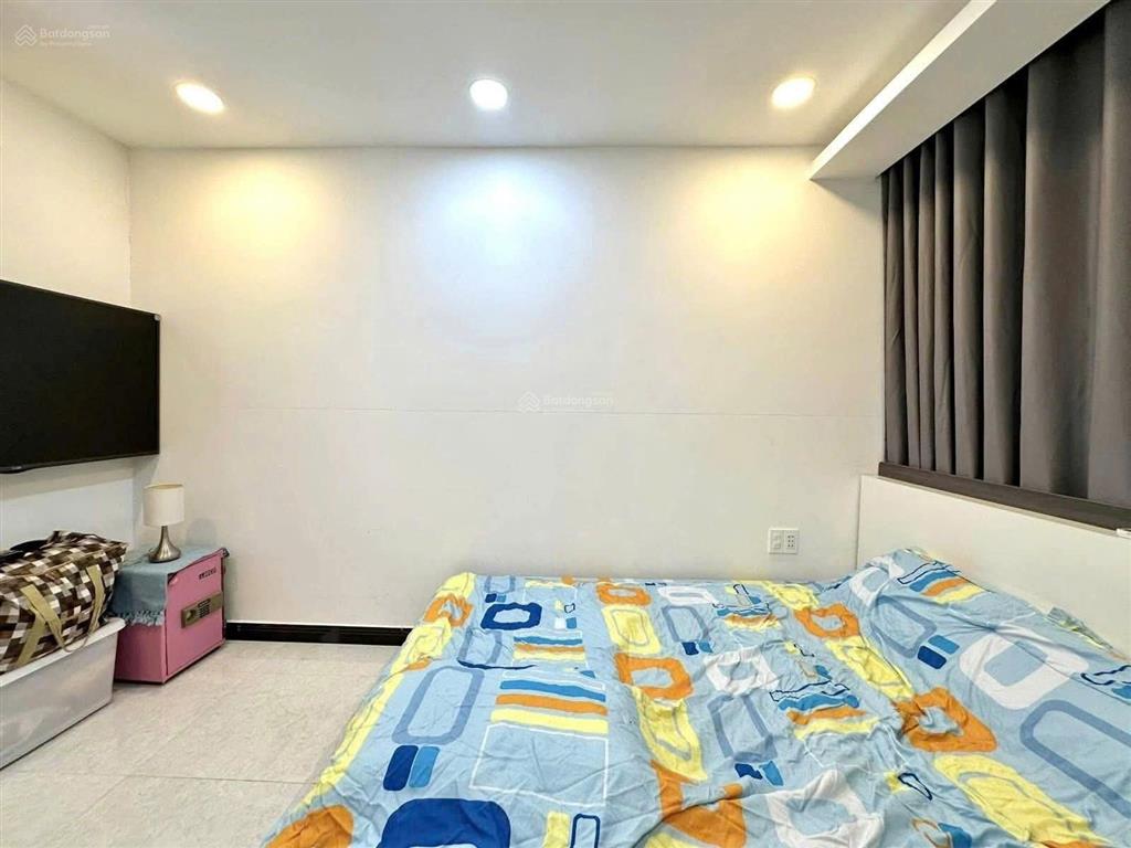 Chú hải kêu bán căn nhà riêng tại nguyễn văn đậu, 2,35 tỷ, 32m2, 3pn, 2wc giá cực chất , chốt