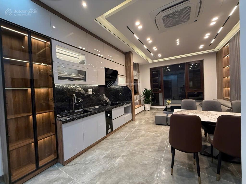 Hàng hiếm tại hồng tiến, 13,95 tỷ, 50m2, 4pn, 5wc, 6 tầng