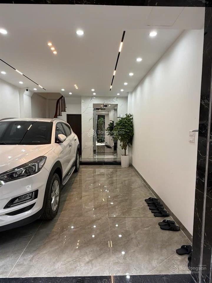 Hàng hiếm tại hồng tiến, 13,95 tỷ, 50m2, 4pn, 5wc, 6 tầng