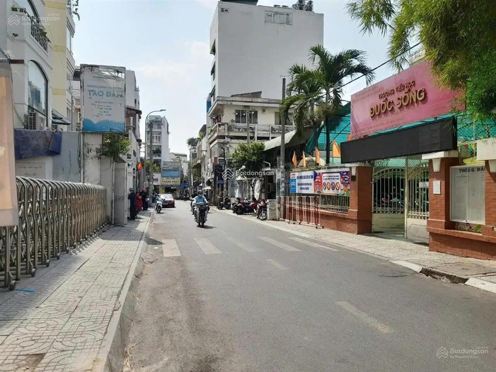 Bán nhà thạch thị thanh 124m²  mặt phố  ngang 6m  ngay công viên lê văn tám giá 63.5 tỷ