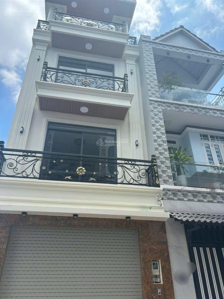 Chú tám cần bán nhà ở đường số 6, phường hiệp bình, tp.hcm ( thủ đức). giá chốt chỉ 2,58 tỷ.