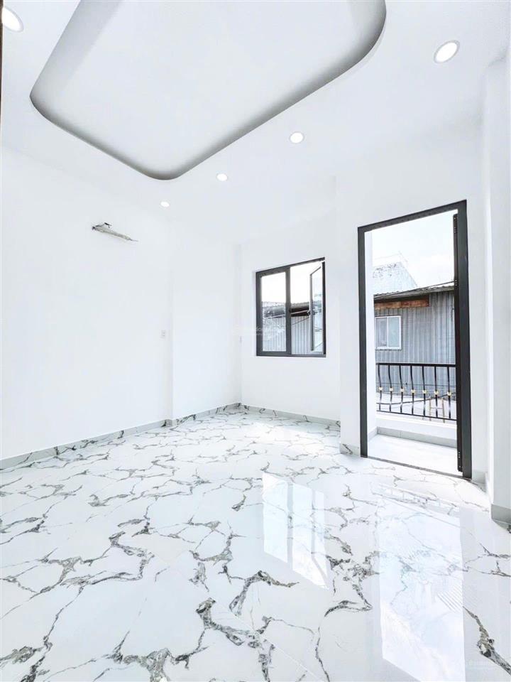 Bán nhà gần trường đh tài chínhmarketing ngay trục đường nguyễn kiệm, phú nhuận giá chỉ 1,75 tỷ