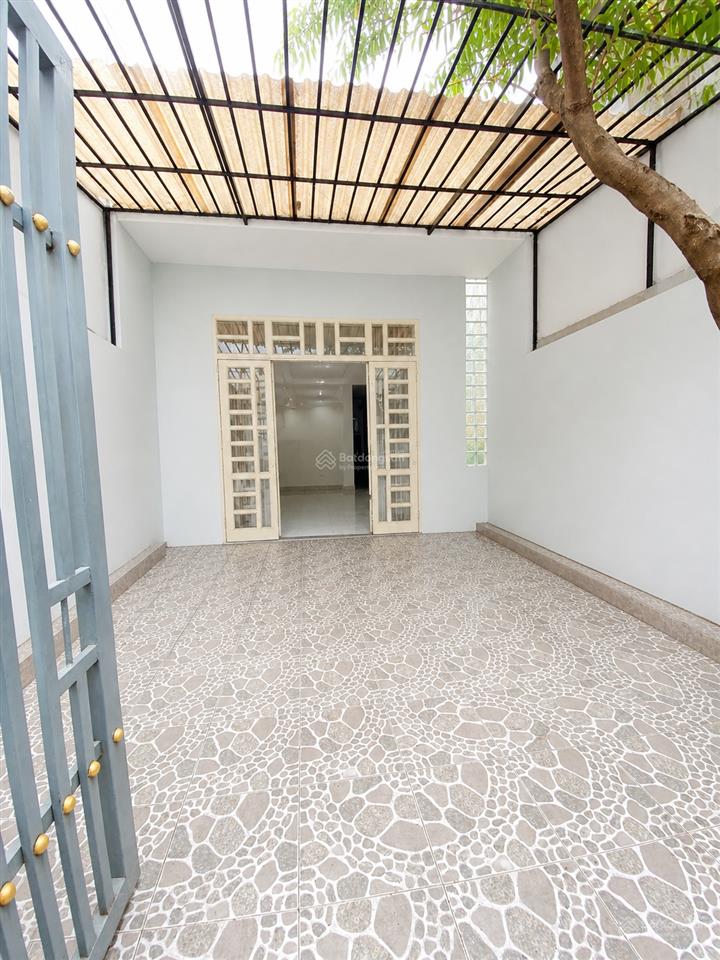 Nhà cấp 4 mới tinh  2 mặt hẻm trước sau  4.6x20m  hẻm xe hơi  đi bộ siêu thị metro sát gò vấp