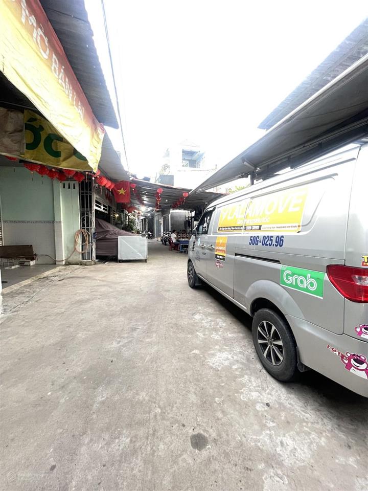 Hẻm xe hơi  ngay chợ cầu  giáp vách gò vấp nguyễn văn quá  bán đất tặng nhà 51m2  chỉ 3.39 tỷ