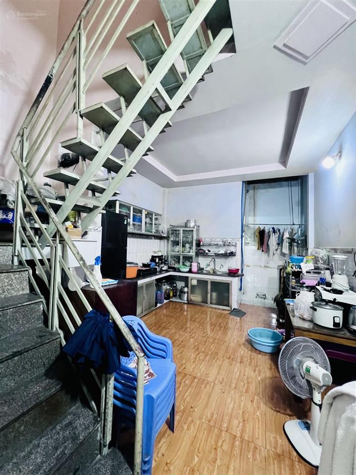 Nhà mặt tiền kinh doanh  bùi quang là, gò vấp  70m2  cạnh sân bay  chủ thiện chí bán  9 tỷ