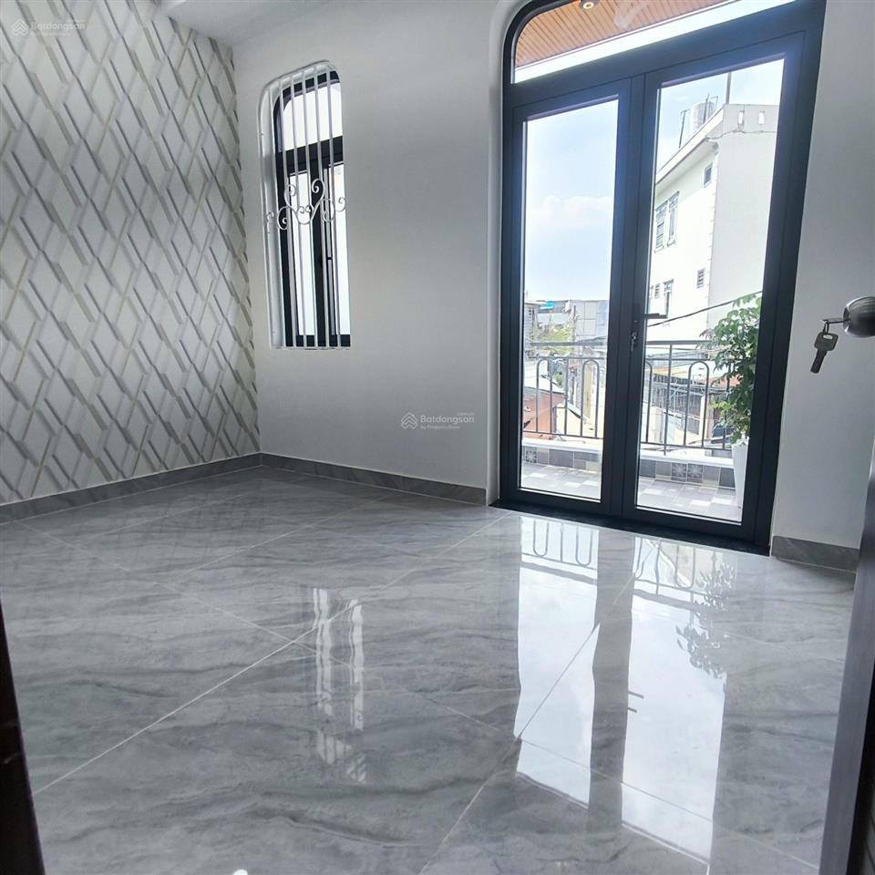 Nhà tân chánh hiệp 13, p.trung mỹ tây, q12 hẻm xe tải thông sát trường giao thông vận tải 3.9 tỷ