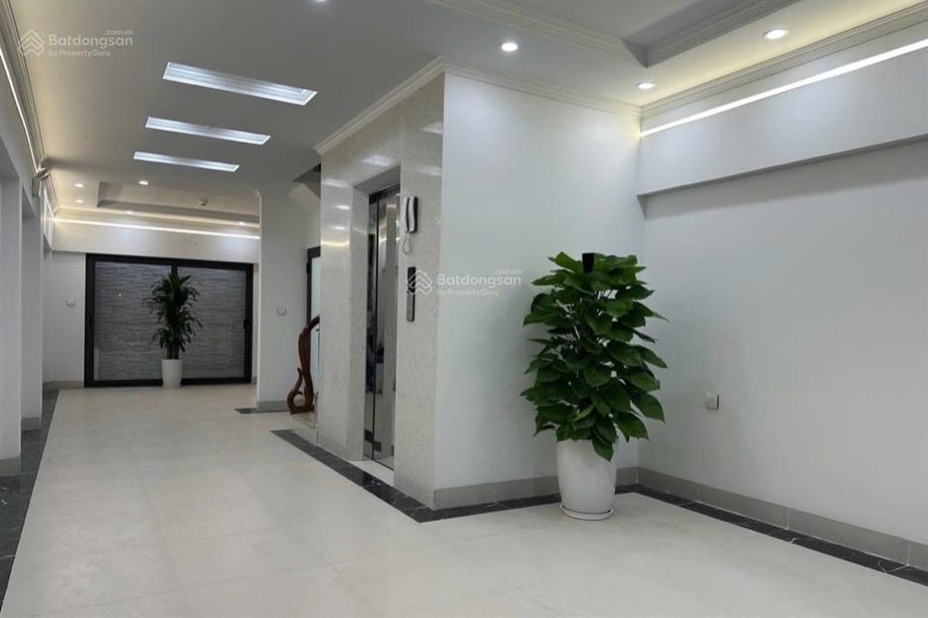 Cực hiếm ! bán nhà ngã tư sở view sân vườn đẹp, ngõ thông, 54m2 6tầng thang máy