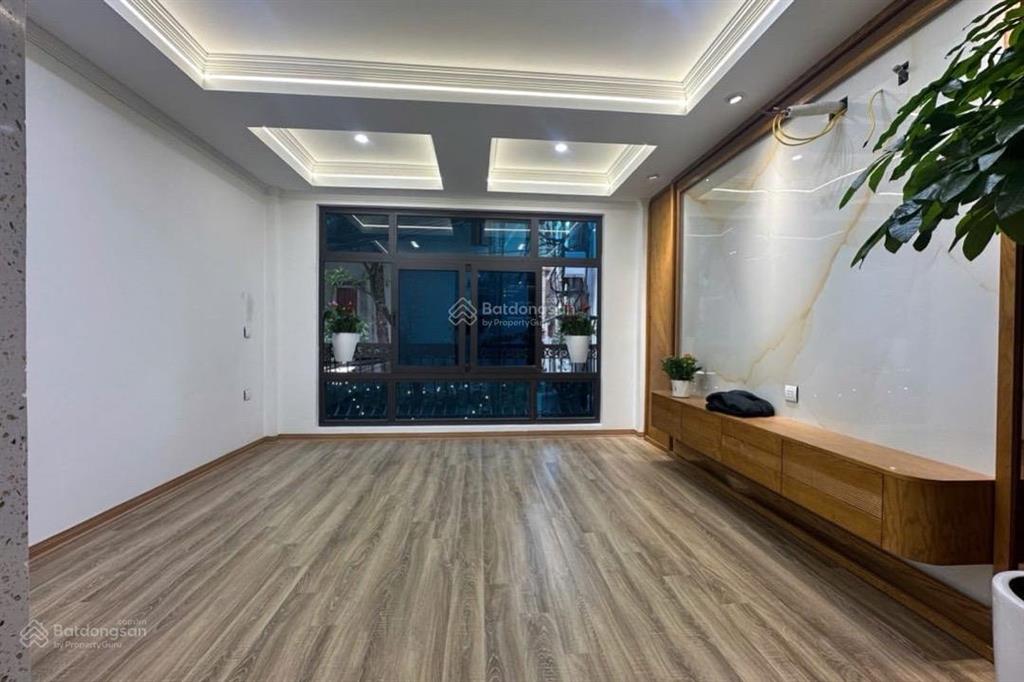 Cực hiếm ! bán nhà ngã tư sở view sân vườn đẹp, ngõ thông, 54m2 6tầng thang máy