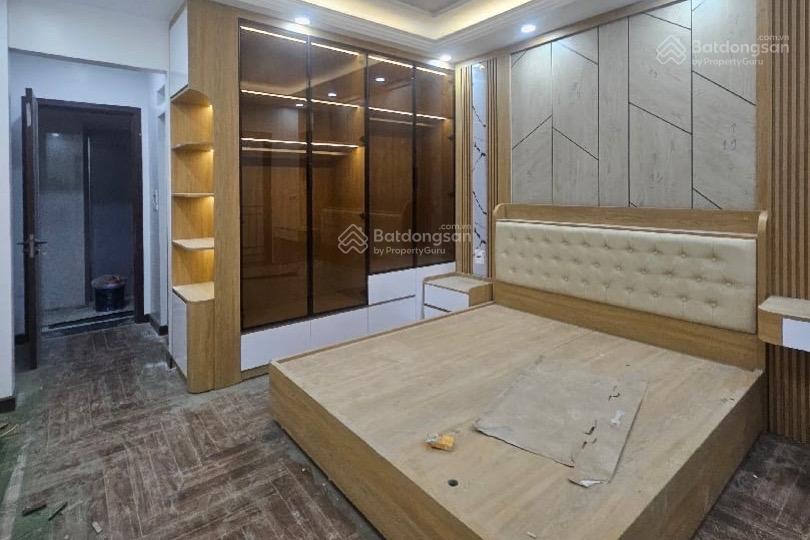 Bán nhà nguyễn văn trỗi  gần bệnh viện bạch mai  ngã tư vọng  34m2 7 tầng thang máy