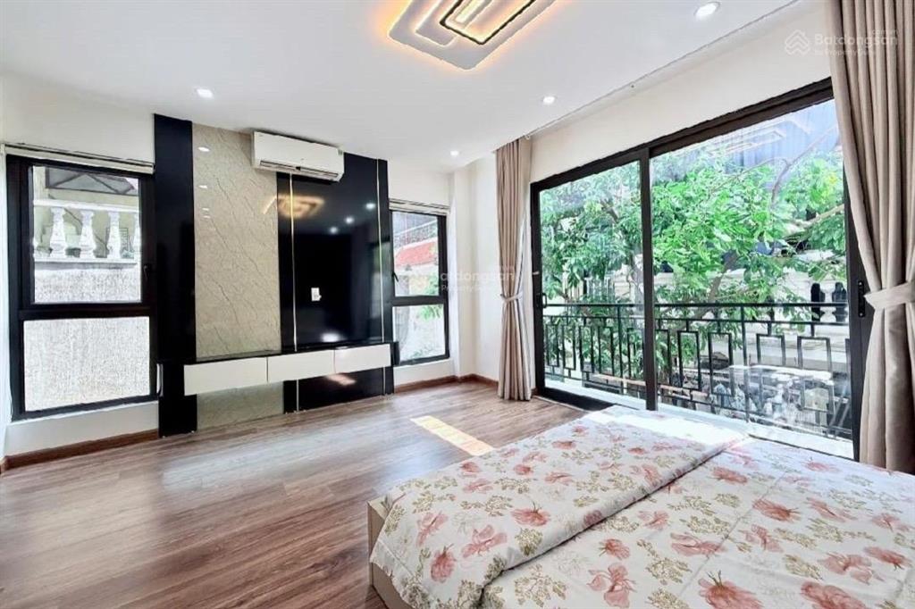 Nhà lê trọng tấn  sát vành đai 2.5  sát trường chinh  41m2 6 tầng thang máy