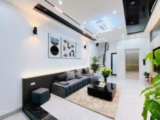 Nhà khương trung  5tầng 40m2  thang máy xây mới gần vành đai 2.5