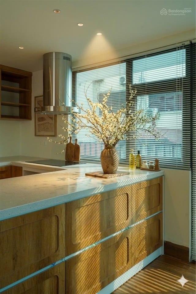 Nhà mới nguyễn trãi  japandi độc bản  thang máy 6 tầng  ở sướng  cho thuê đỉnh  giá tốt