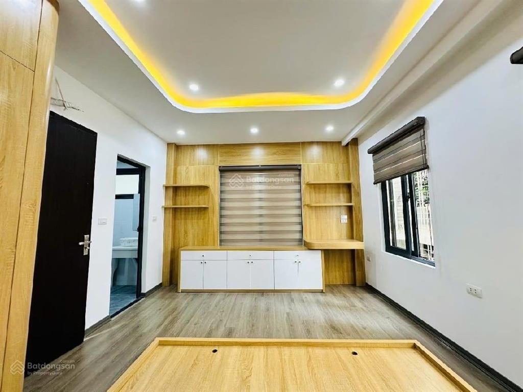 Nhà mới xây kính coong đống đa  7 tầng thang máy  2 mặt ngõ thoáng  đầu ngõ ô tô tránh siêu tiện