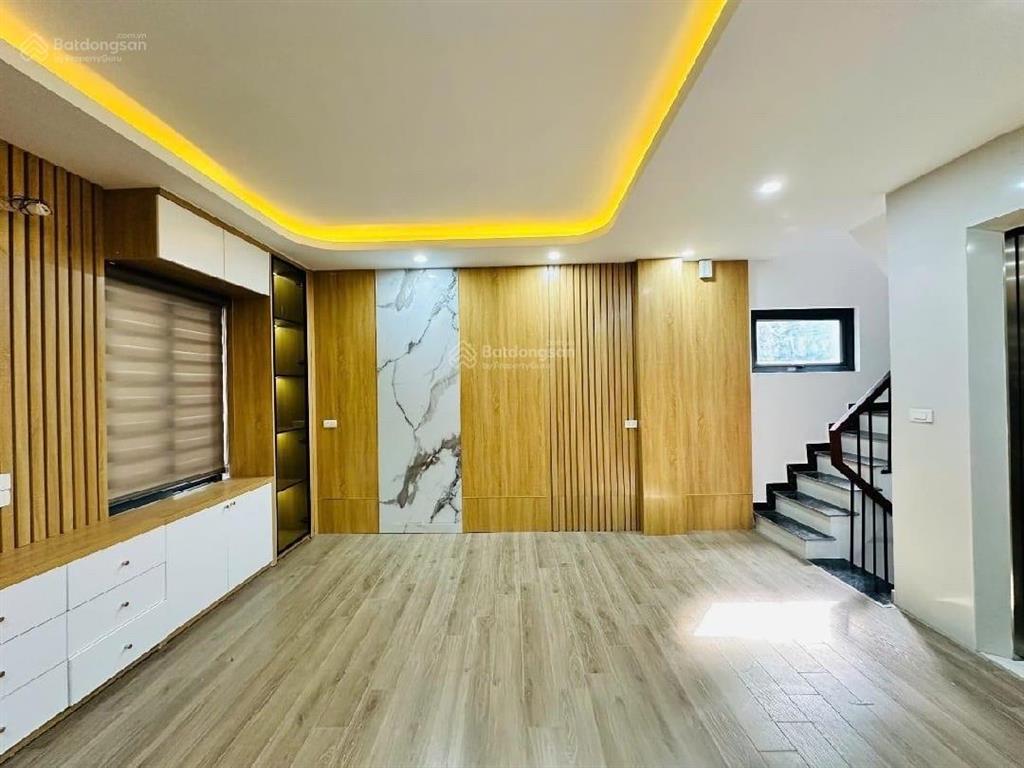 Nhà mới xây kính coong đống đa  7 tầng thang máy  2 mặt ngõ thoáng  đầu ngõ ô tô tránh siêu tiện